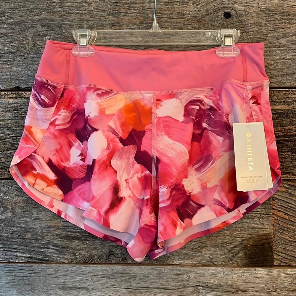 Athleta 3.5” Run with it shorts